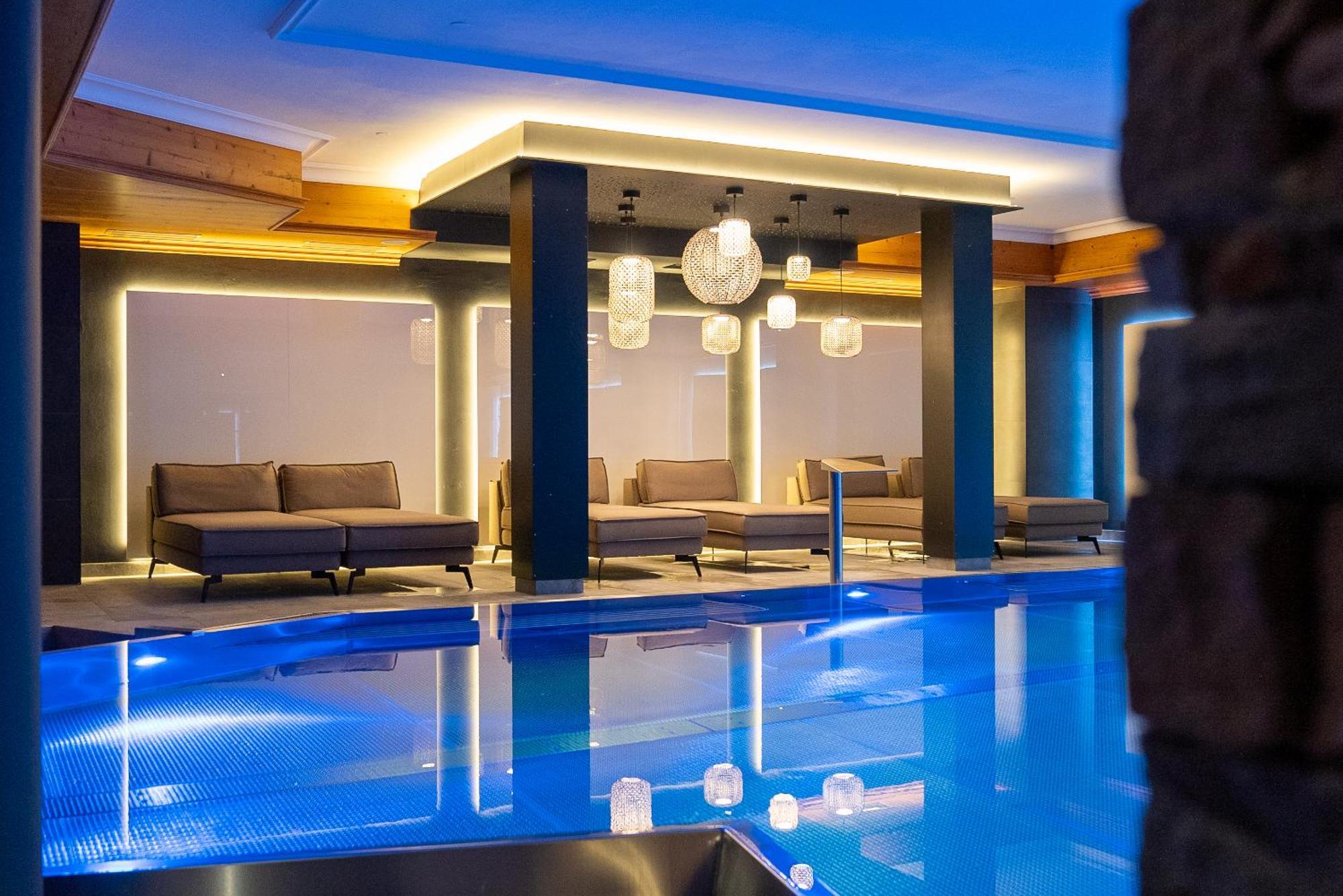 Verwoehnhotel Wildspitze Sankt Leonhard im Pitztal Ngoại thất bức ảnh
