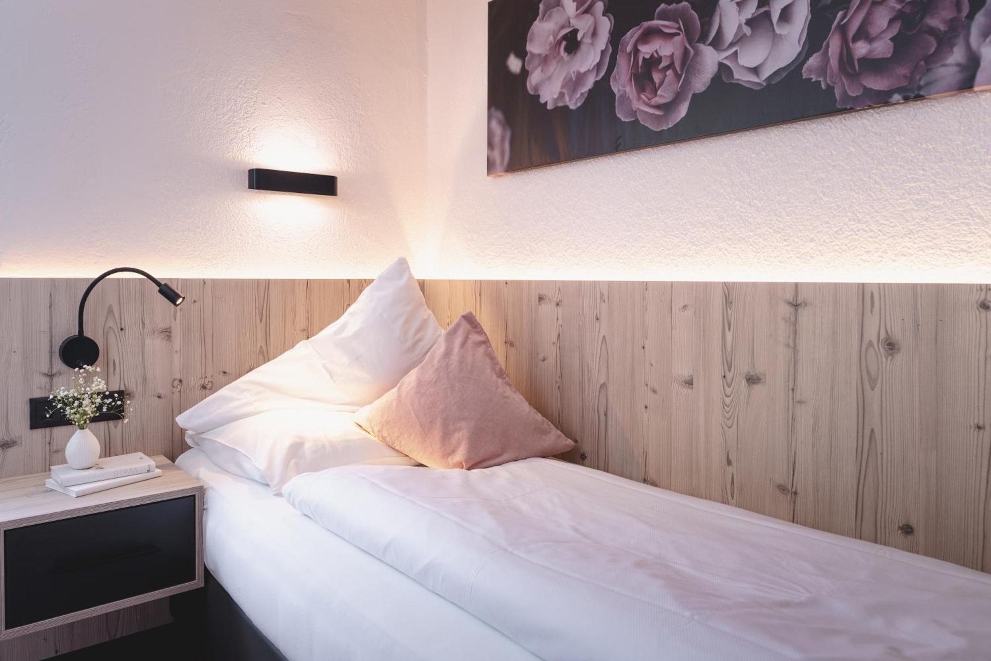 Verwoehnhotel Wildspitze Sankt Leonhard im Pitztal Ngoại thất bức ảnh