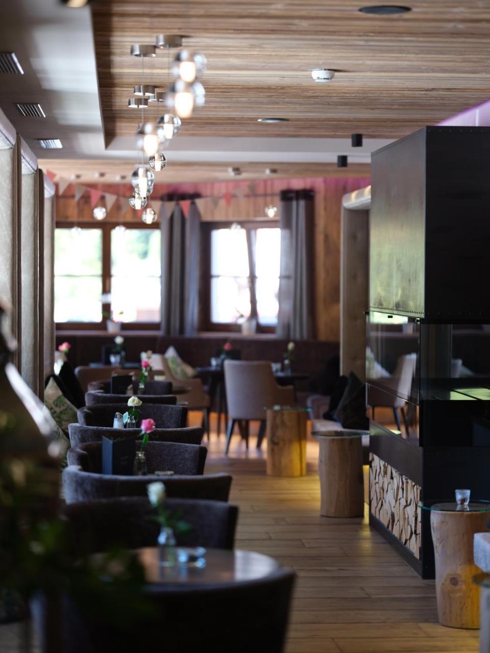 Verwoehnhotel Wildspitze Sankt Leonhard im Pitztal Ngoại thất bức ảnh